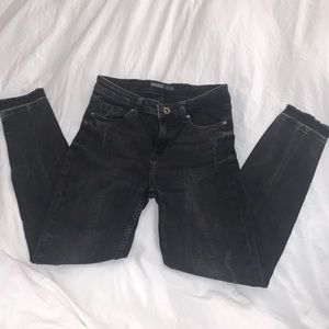 Zara Black Skinny Jean with raw hem
